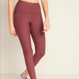 High-Waisted Elevate 7/8 Side-Pocket Legging
